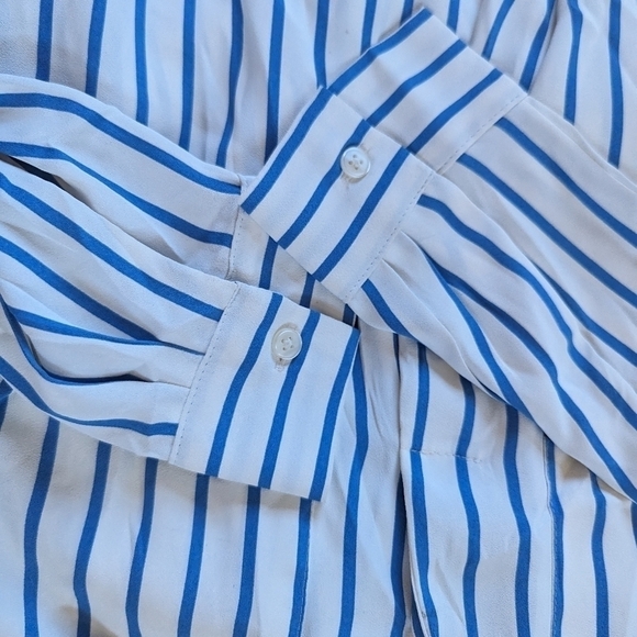 Ann Taylor Blue White Striped V-Neck Oversized Flirty Blouse Top Size S - Picture 7 of 10